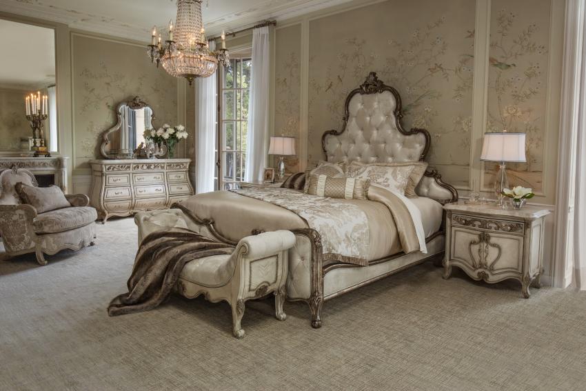 Platine de Royale-Champagne Bedroom Image 1
